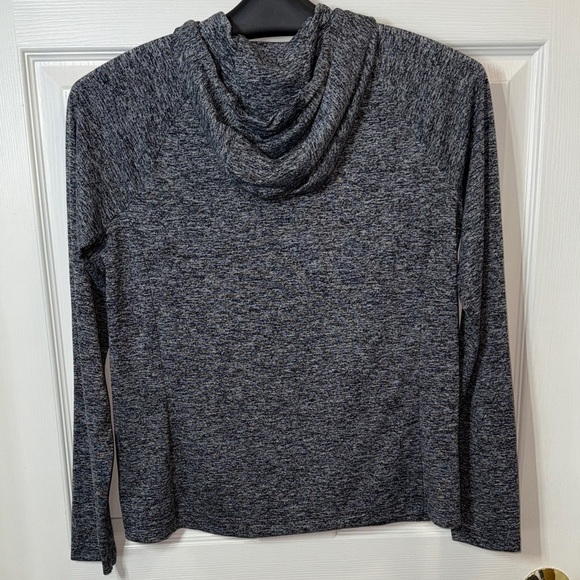 Under Armour Heat Gear Hoodie - Picture 8 of 9